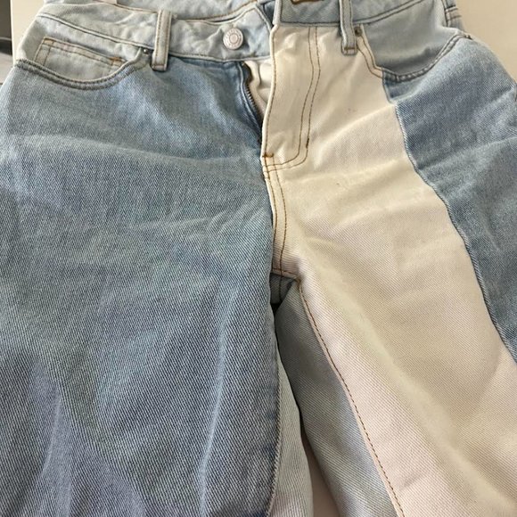 PacSun Eco Hopper Patch Mom Jeans - Picture 1 of 3